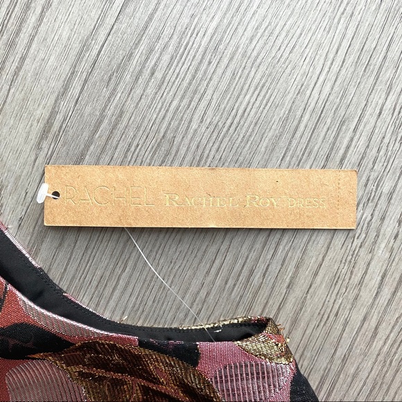 Metallic Cherry Blossom Jacquard Shift Dress - Picture 3 of 10